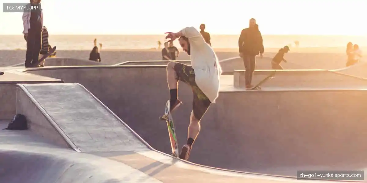 🎁 正版授权，独家周边！用潮流装备，彰显你的热爱👕🏆